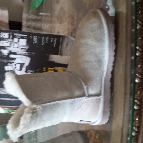 Ugg Boots (EUC) Mint Green Bailey Bling - Picture 6 of 8